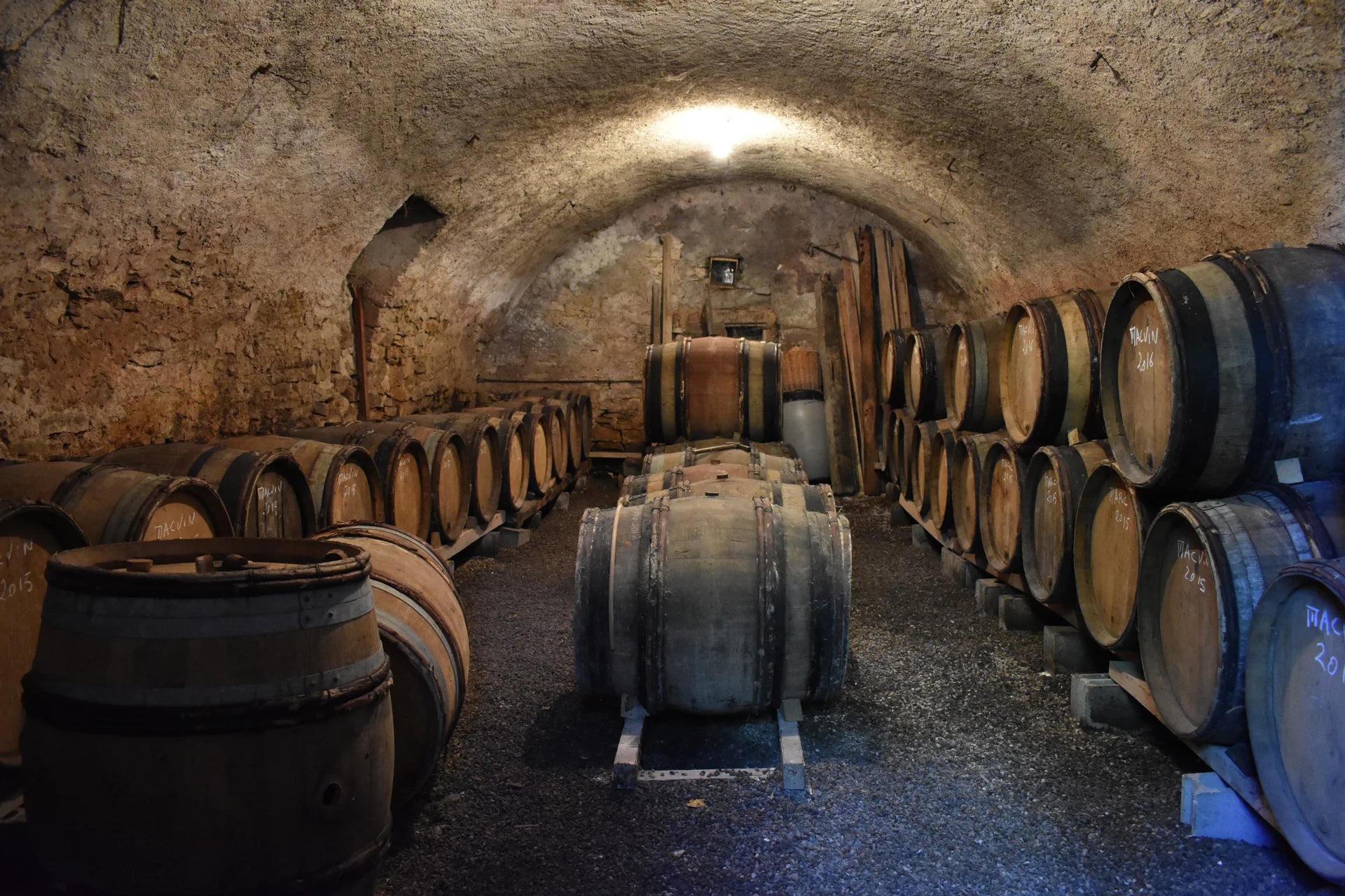 * Pre-Order * - Domaine Fumey-Chatelain - Crémant  Blanc du Jura - Brut Nature